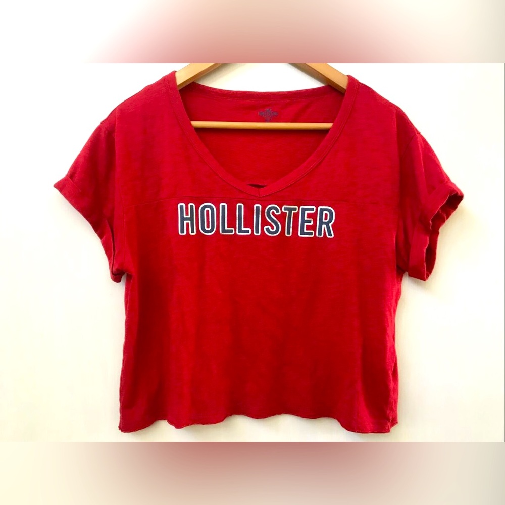 Hollister Sleep Women’s Red Crop Top – Size Small ❤️